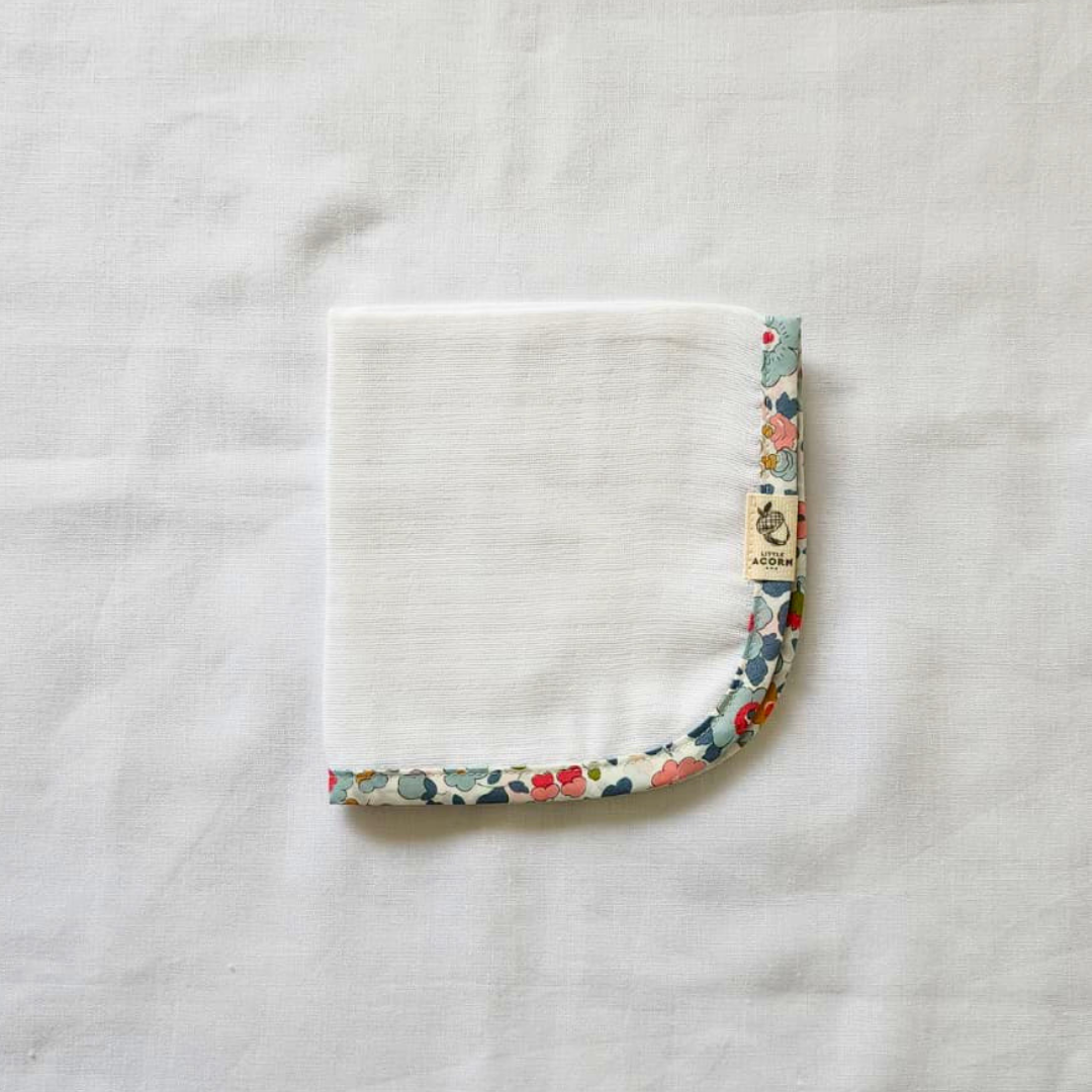 Little Acorn Baby Muslin with Custom Liberty Binding - 30x30cm