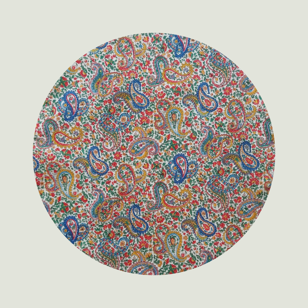 Little Acorn Liberty Bib 'Charles' - Red