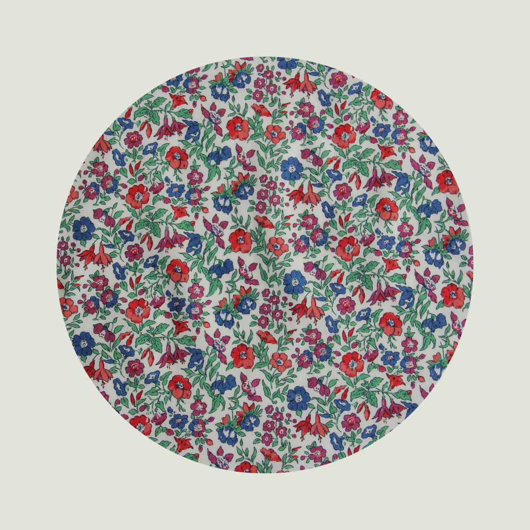 Little Acorn Liberty Bib 'Mamie' - Red