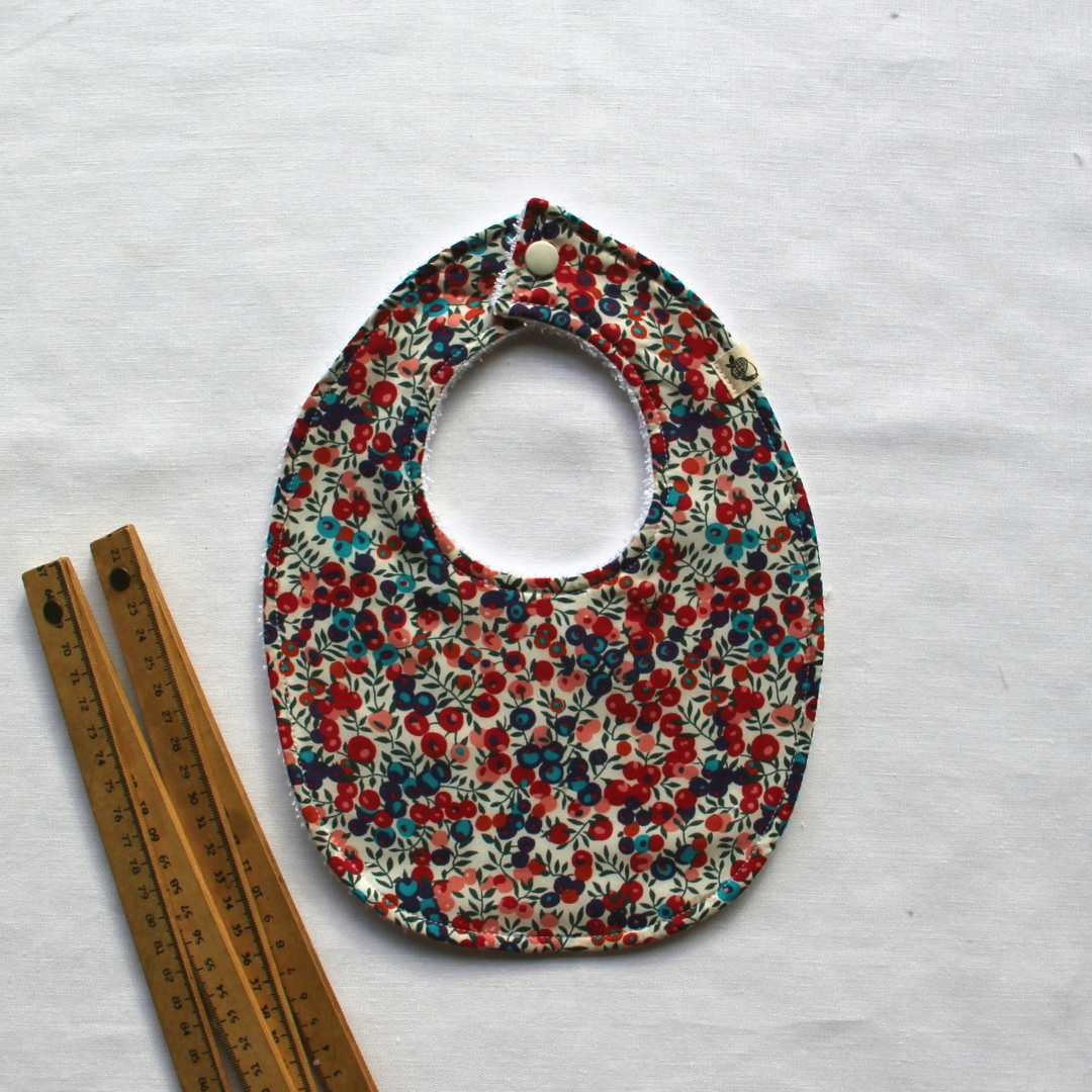 Little Acorn Liberty Bib 'Wiltshire' - Red/Pink